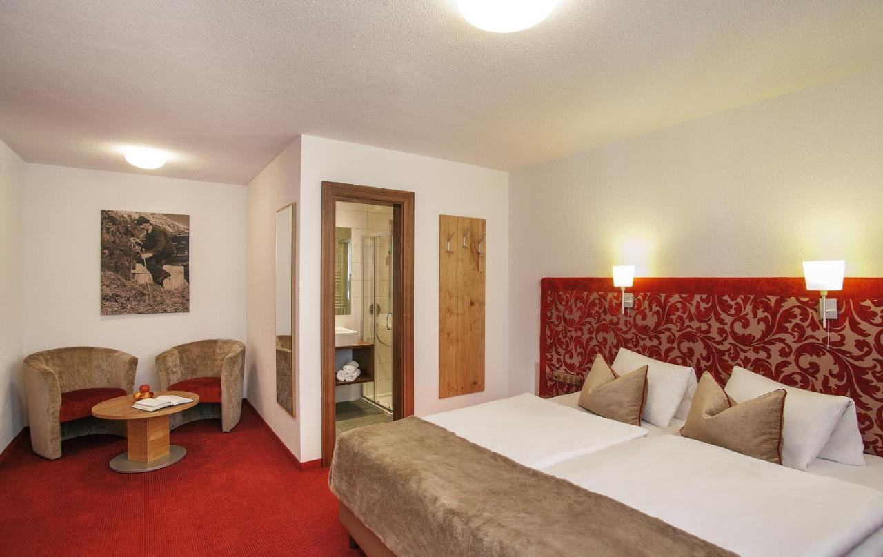 Hotel Garni Chasa Sulai Ischgl Pokoj fotografie